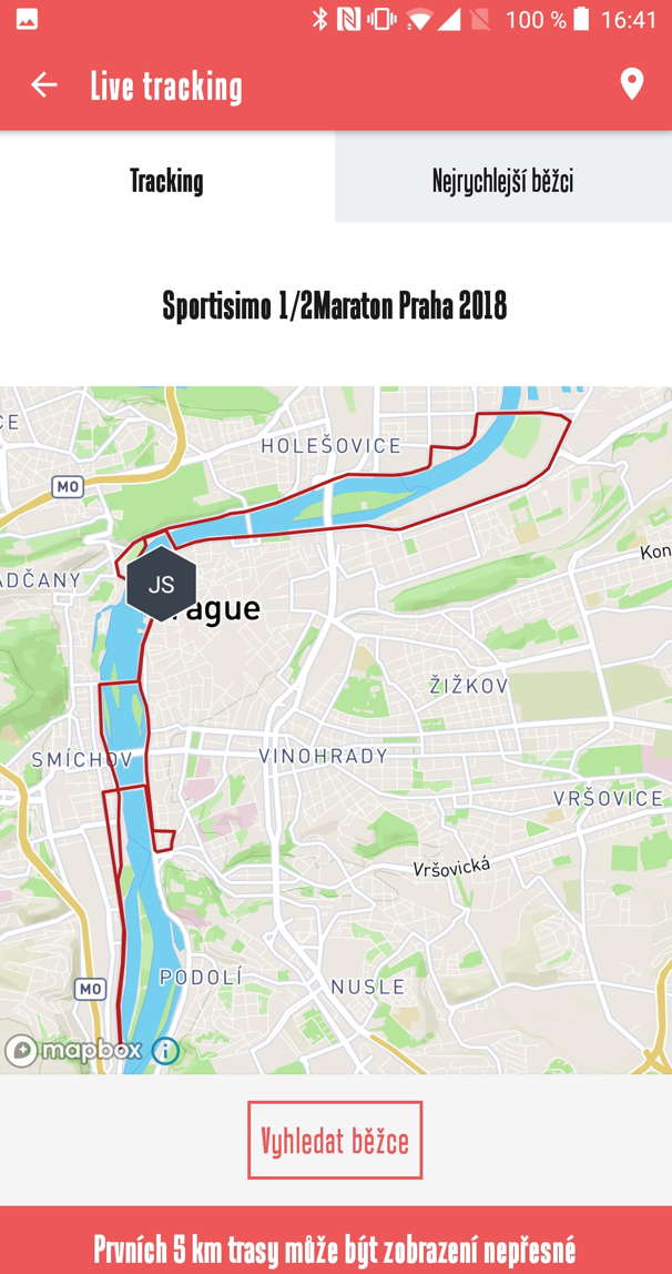 Screenshot z apliakce RunCzech. Mapa závodu Sportisimo 1/2maraton Praha 2018. Tlačítko vyhledat běžce